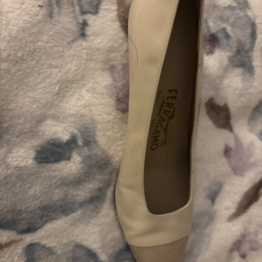 Ferragamo - Picture 7 of 7
